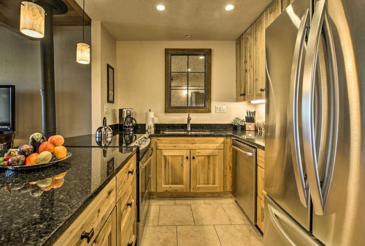 Апартаменты Adobe-Style Abode With Amenities - Walk To Plaza! Санта-Фе Экстерьер фото