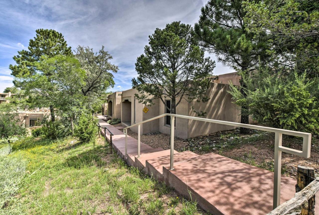 Апартаменты Adobe-Style Abode With Amenities - Walk To Plaza! Санта-Фе Экстерьер фото